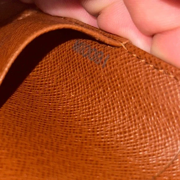 Louis Vuitton monogram geode zippy zip around travel wallet - Picture 14 of 16